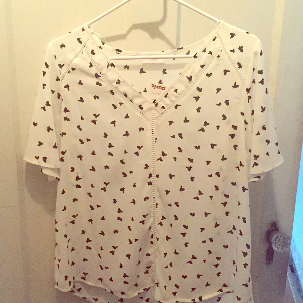 Short sleeve white blouse with black butterflies